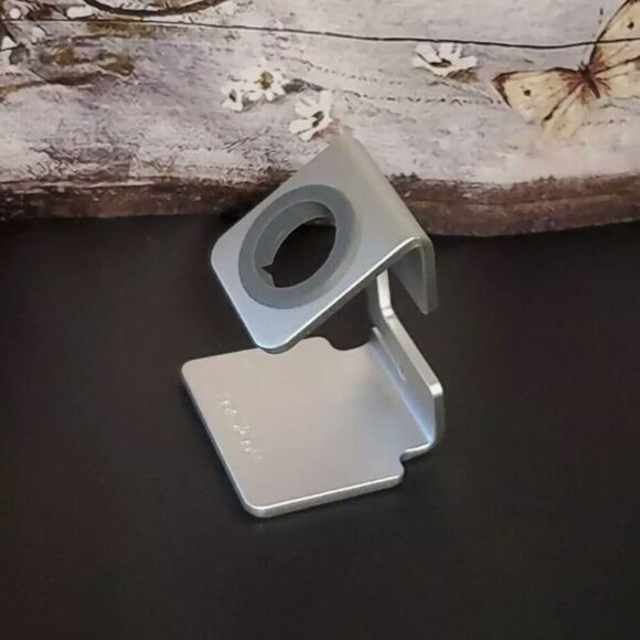 EUC Lamicall Smart Watch Charging Stand for Apple Watch Silver (SSG63) - Picture 2 of 10